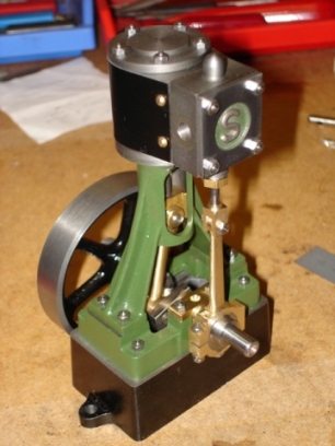 Stuart 10V steam engine running